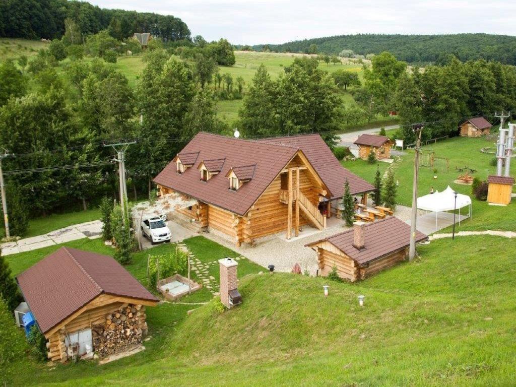 Penzion Malovany Osvetimany Екстер'єр фото